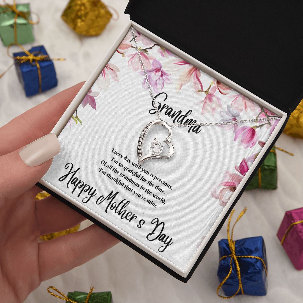 Forever Love Necklace (Grandma)